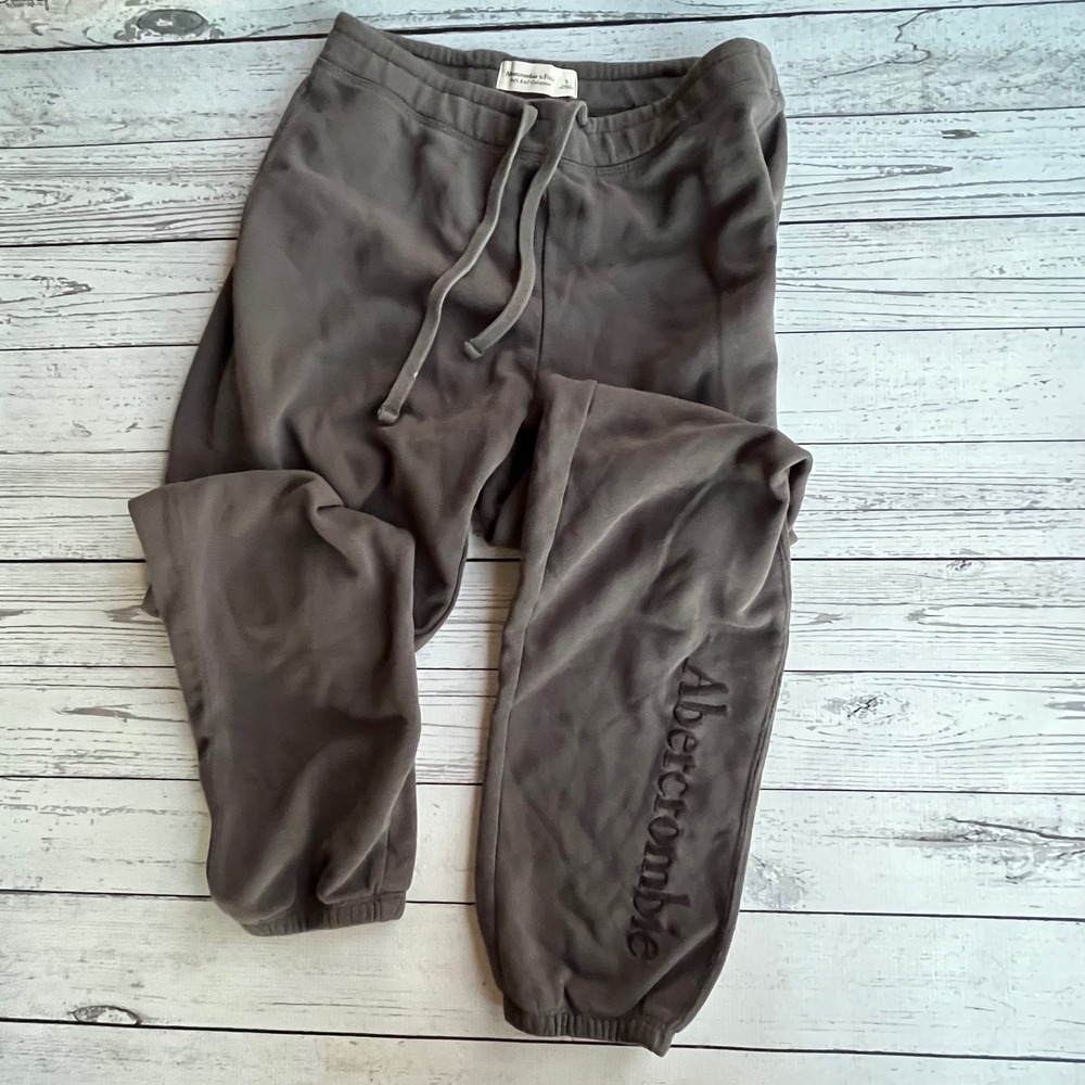 Abercrombie & Fitch Soft AF Collection Gray Joggers Sweatpants Small Logo